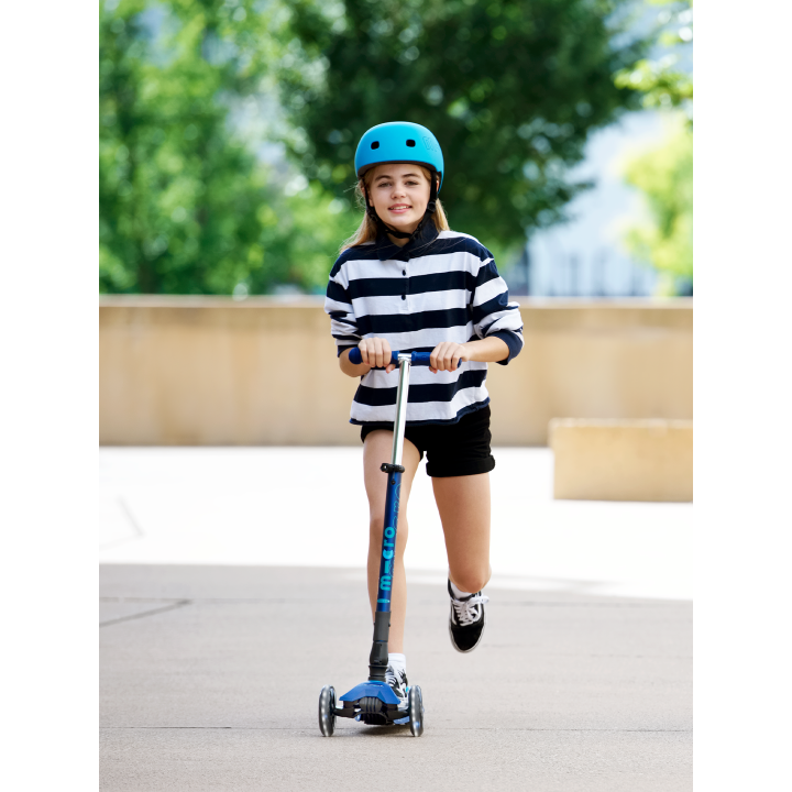 Trottinette enfant Maxi Micro Deluxe pliable Bleu Navy LED