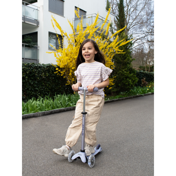 Trottinette Micro Mini2Grow 2.0 Vert Sauvage LED